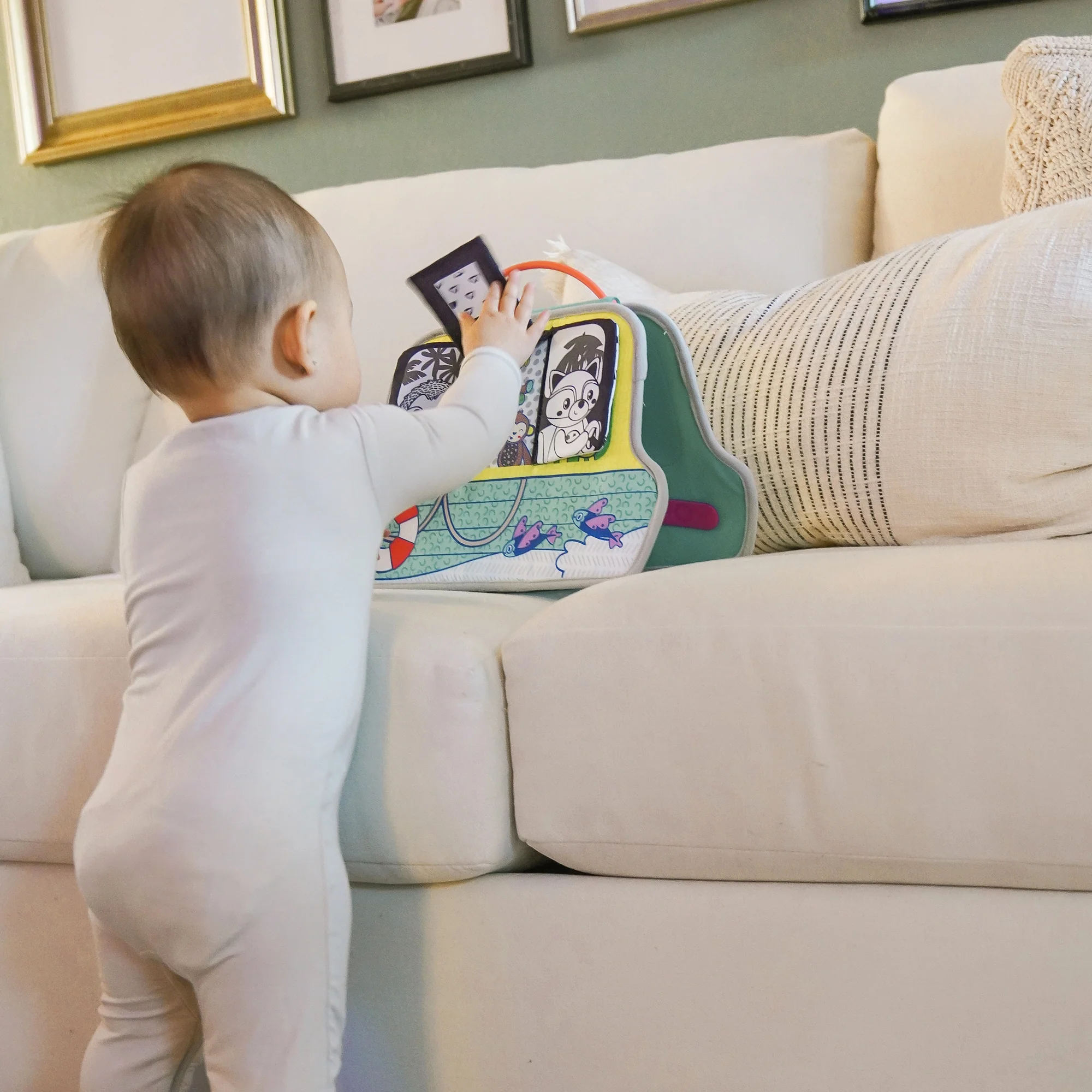 BUSY BOARD MIRROR & SENSORY DISCOVERY TOY™ - Image 9